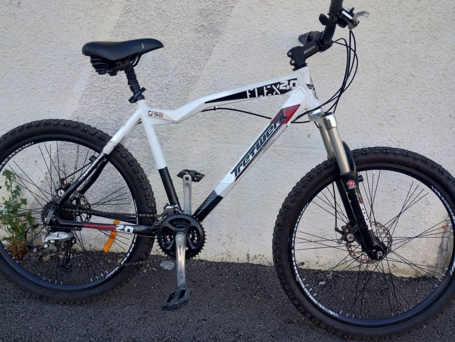 Bicicleta MTB ( frâne pe disc)