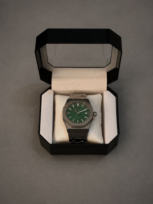 Часовник Seiko AP