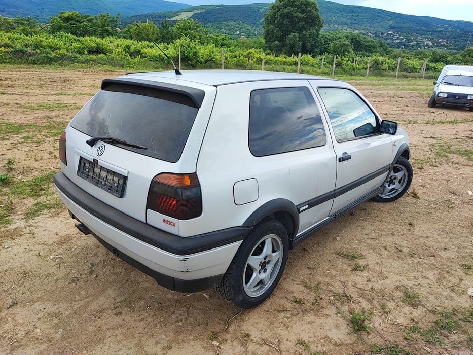 Golf 3 2.0 GTI НА ЧАСТИ