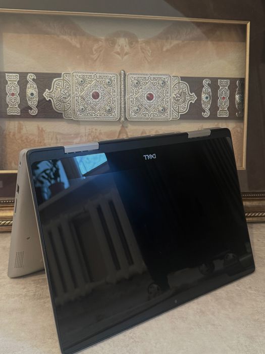 (Ноутбук DELL) P93G/P93G001