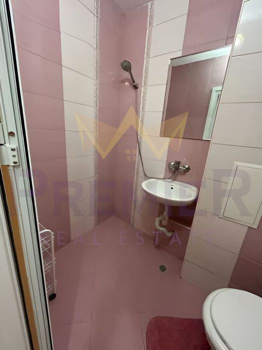 Дава се под наем Двустаен апартамент в Варна, Трошево - 45 кв.м за 433.5 € - Снимка #8