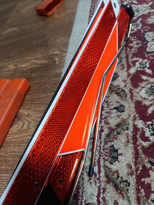 Знак аварийки немецкий