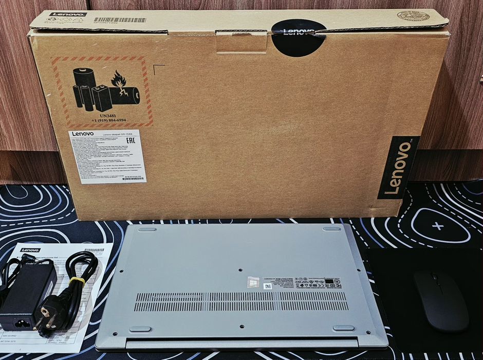 Lenovo IDIAPAD 15 Ultra slimBook!