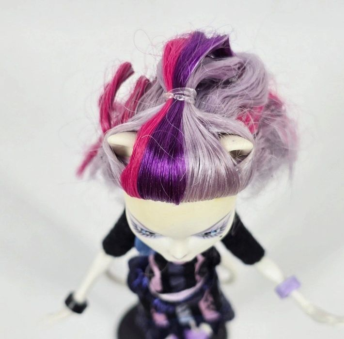 Кэтрин Де Мяу монстер хай