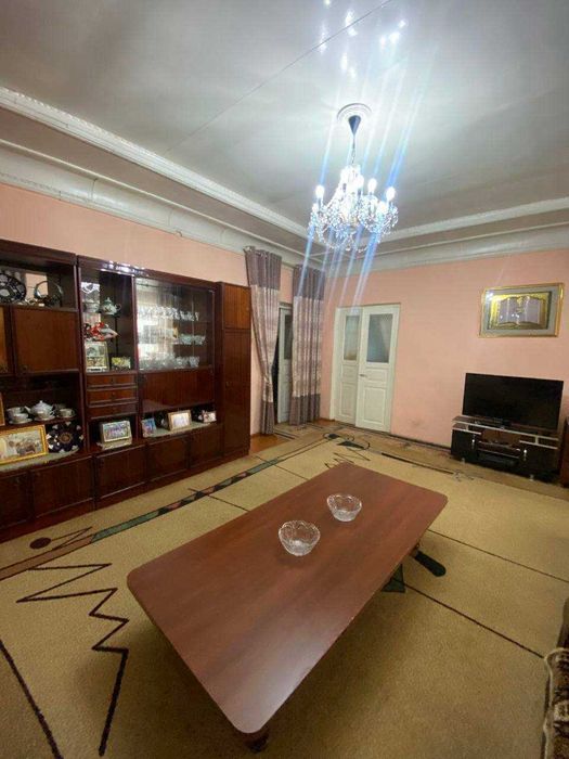 Сдается в аренду 5 комнатная! Безмаклер!