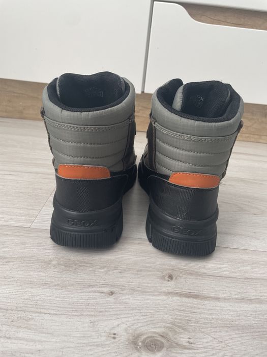 Зимни боти апрески Geox №37