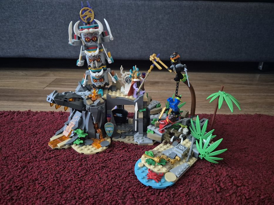 Lego Ninjago: The Keepers’ Village (71747)