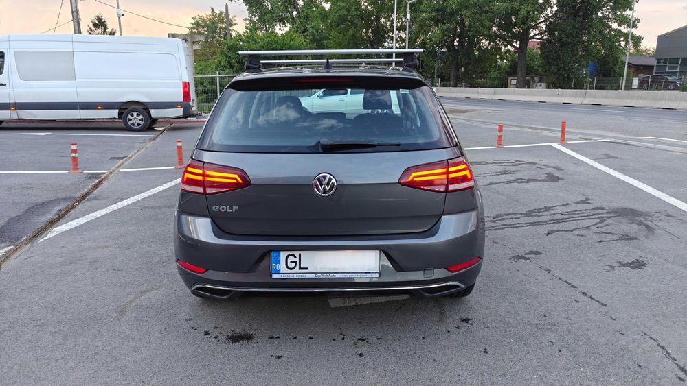 Volkswagen Golf VII 1.0 TSI