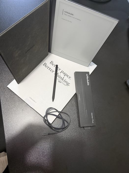 Vand reMarkable 2 pen si husa