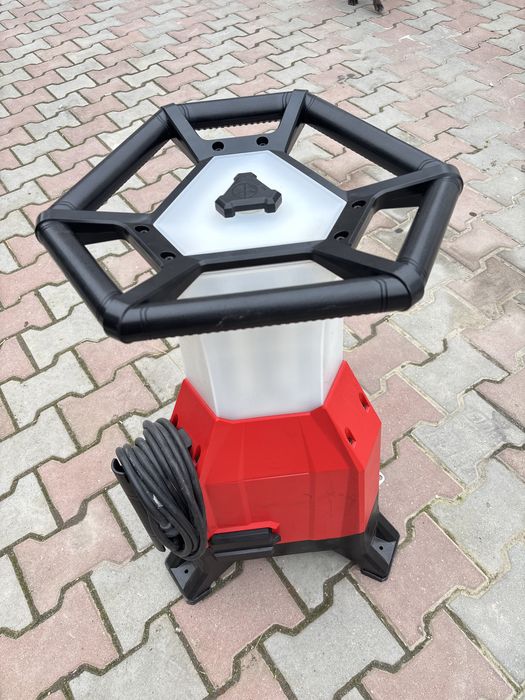 Lampa santier Milwaukee M18 ONESLDP