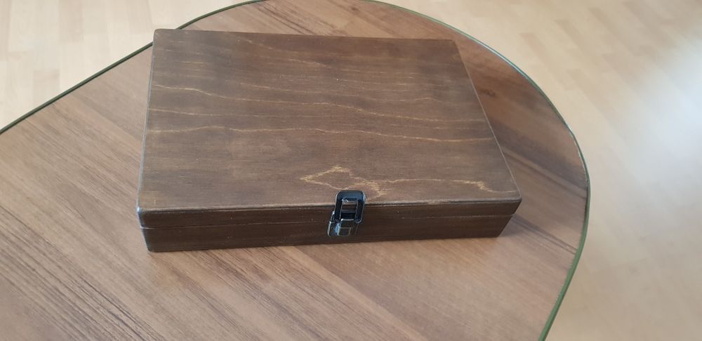 Продам короб из дерева