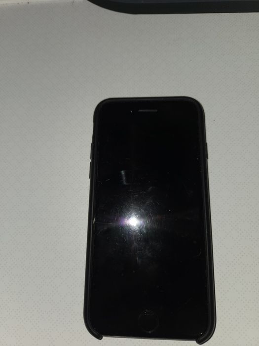 Продам IPhone 7, 256