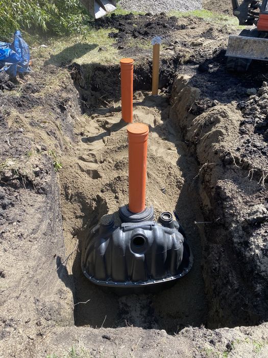 Miniexcavator dumper de inchiriat fose septice lucrari pavaje foreza