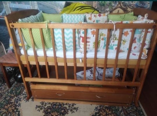 Кроватка маятник