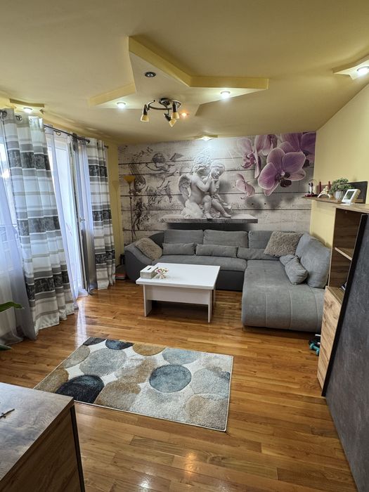 Apartament 3 camere Caransebes