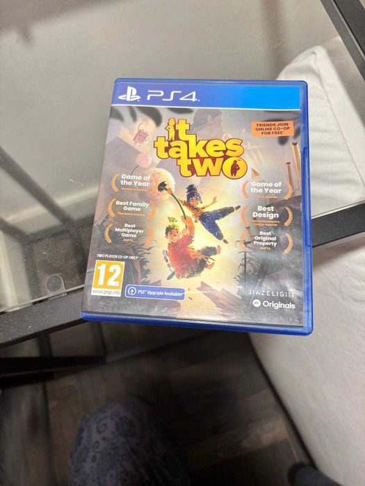 PS4/5 It takes two
