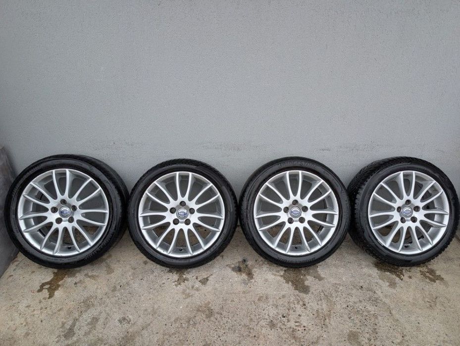Jante SPARTACUS 17" Volvo V40 S40 V50 C30 C70 S60 V60 S80 V70 XC70 - 30671414 / 31317688