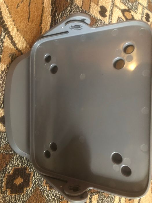 Vand suport pentru proiector