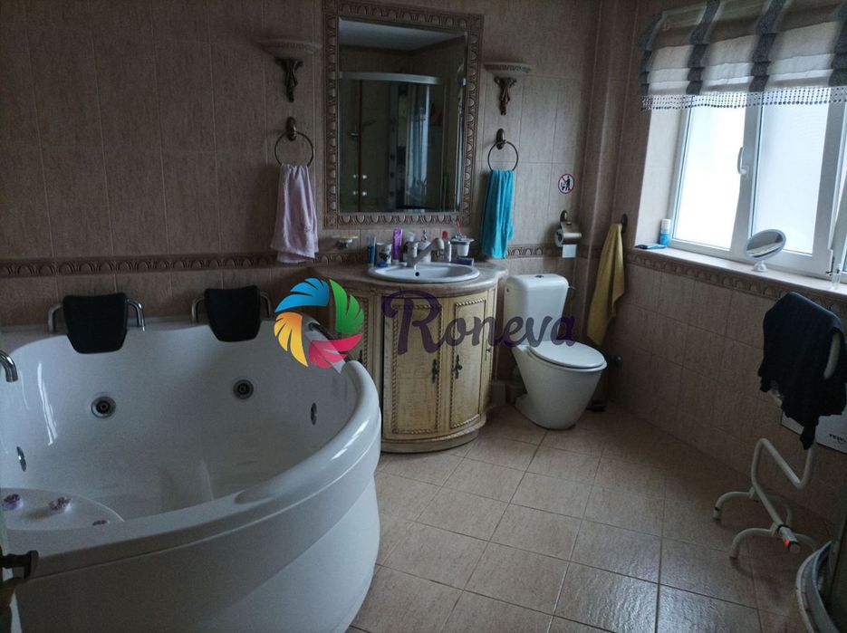 Продава се Къща в Варна, м-т Траката - 500 кв.м за 602 €/кв.м - Снимка #9