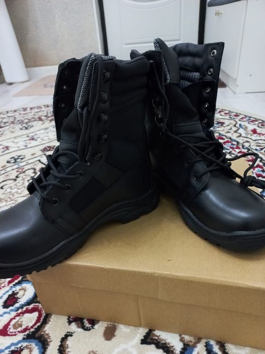 Продаётся берцы летние.