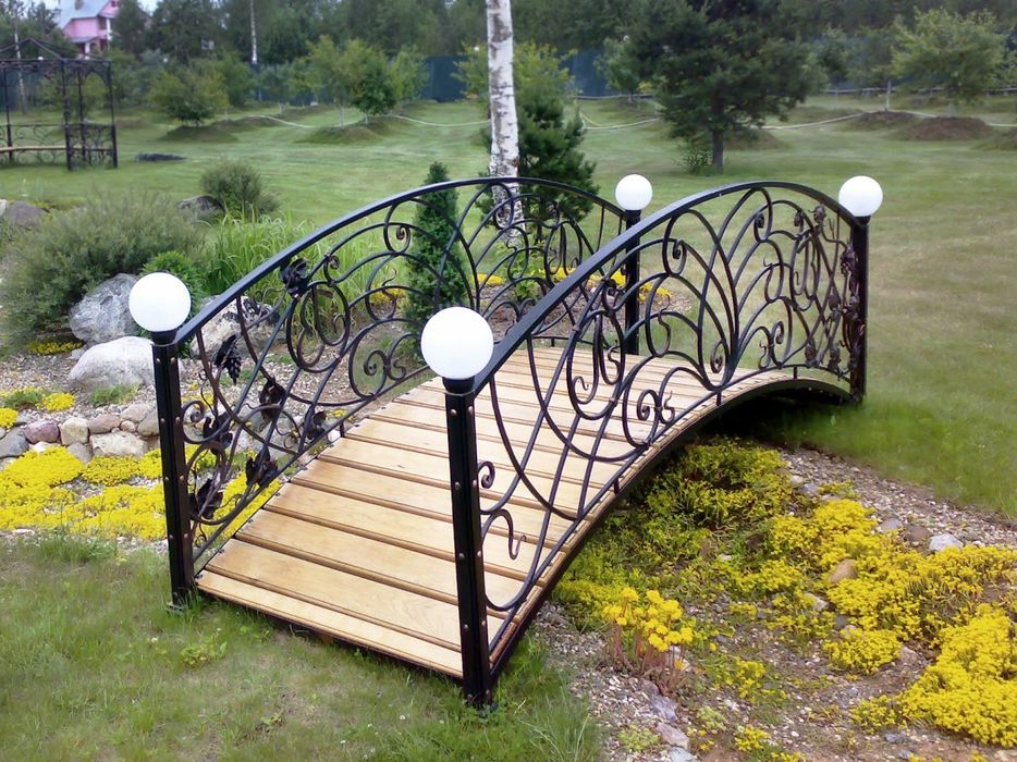 Изготовление - решетки,навесы,ограждения, мебель и многое другое!