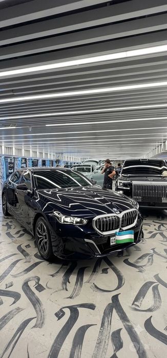 Bmw i5 35L электромобиль