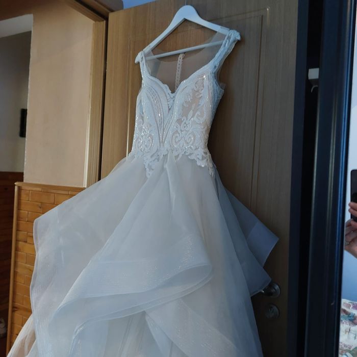 Rochie mireasa purtata o data