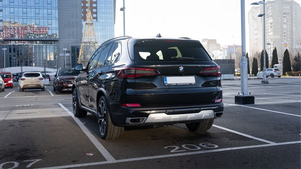BMW  X5 xDrive30d - 2022 година