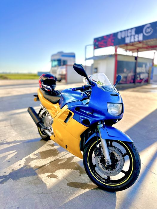 Honda cbr 600 F2