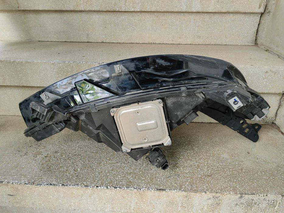 Фар Renault Clio 5 Face LED ляв / Фар Рено Клио 24г. Оринален