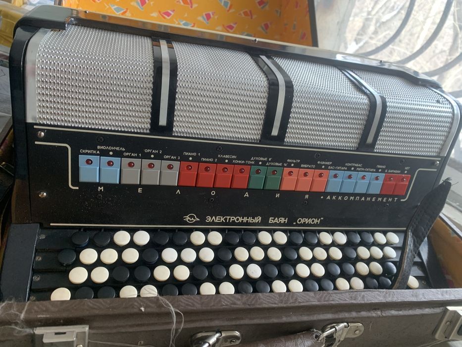 Электро баян « орион»