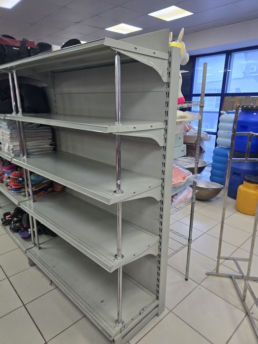 Продам стеллажи 45000