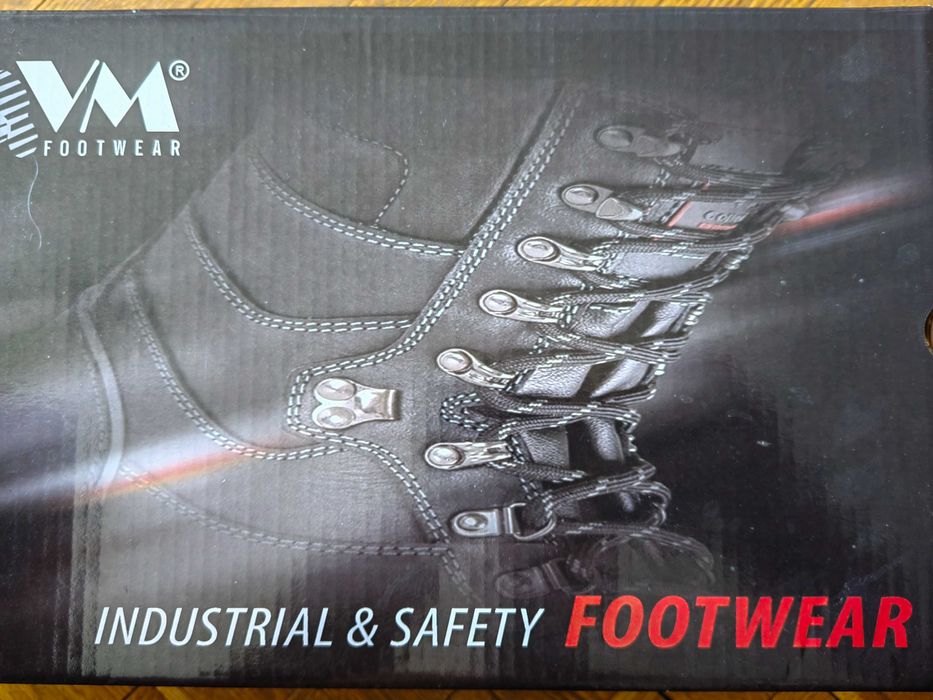 Работни обувки Artra