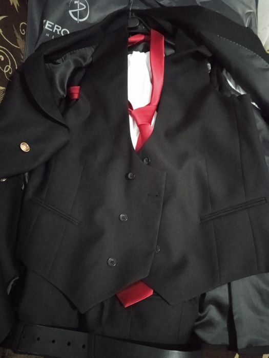 Новый костюм брендвый