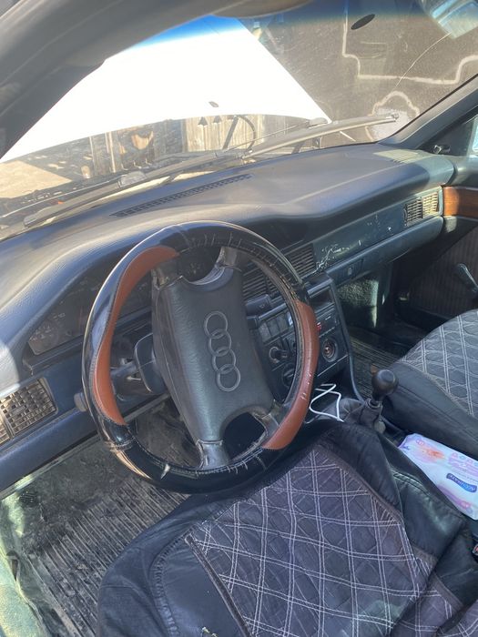 Audi 100 сатылады