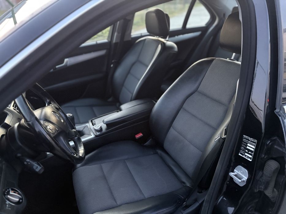 Mercedes-benz  C180I 2008