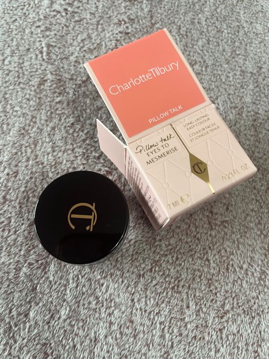 Chanel Dior Charlotte козметика