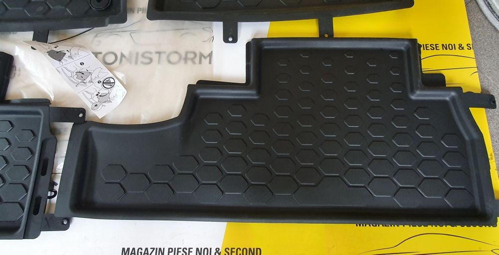 Presuri Opel Combo E originale GM 95599963