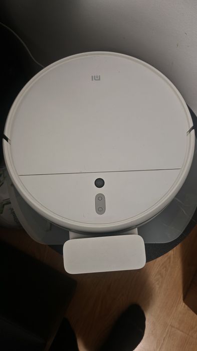 Vând Aspirator Xiaomi Mi Robot