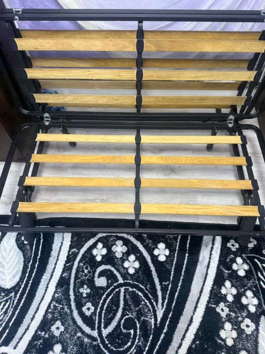 Vând pat extensibil 140/200