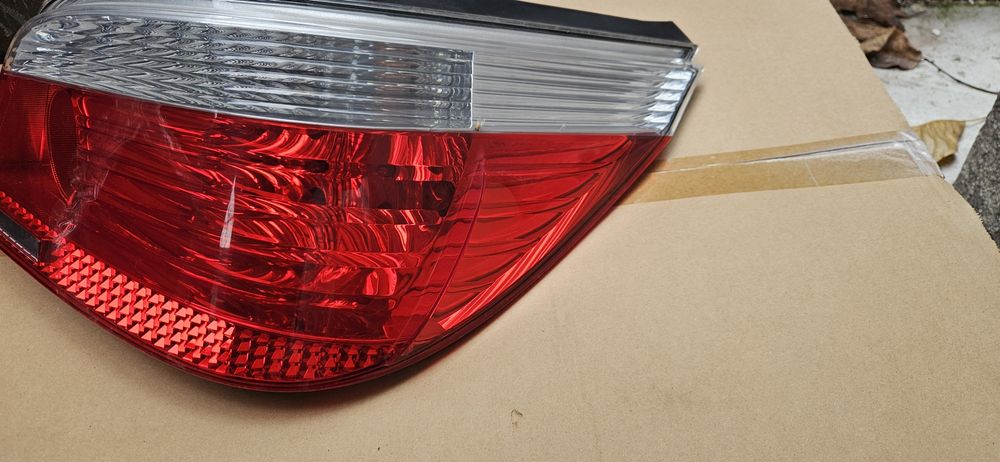 Ляв и Десен стоп за BMW/БМВ E60 HELLA