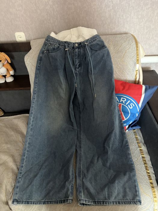 Продам джинсы  новые размер л-хл