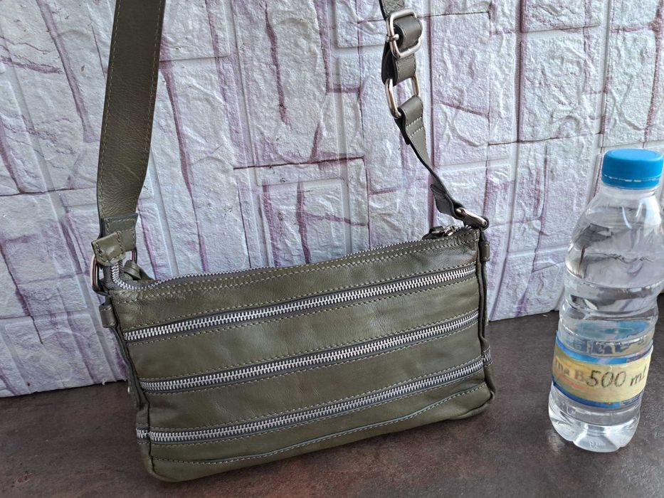 дамска чанта,Mango,зелена малка чантичка-естествена кожа