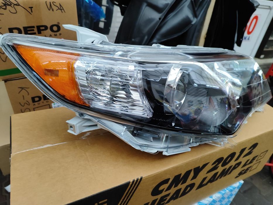 Камри 50 фара Америка SE