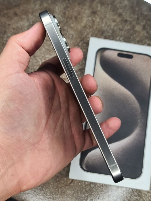 iPhone 15 Pro Max 256GB karobka dok