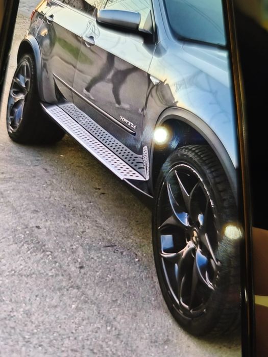 Vând jante cu anvelope pe 21 in doua patimi BMW