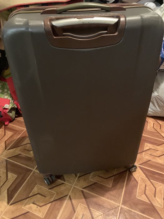 Куфар estil axel