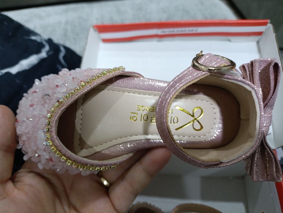 новые туфли на девочку