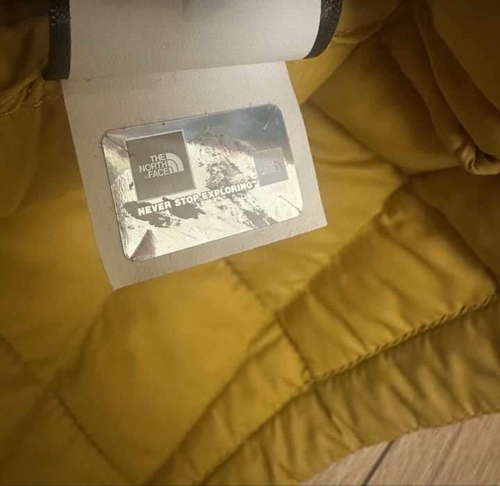 Geaca originala the North Face thermoball primavara barbati