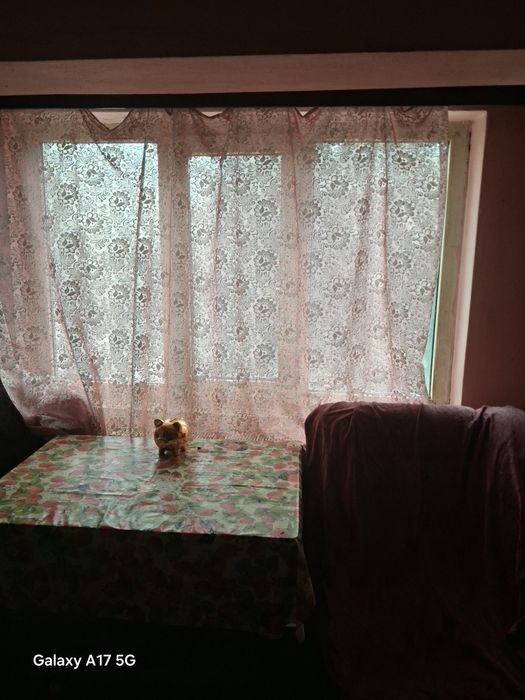 Vand apartament cu 3 camere in Vaslui
